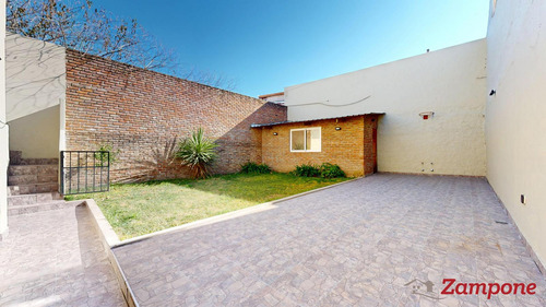 Casa En Venta En Vélez Sarsfield, Monte Castro, Cochera Fondo Terraza