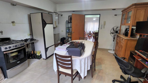 Imagen 13 de 30 de Caballito - Duplex 3 Dormitorios En Venta - Impecable