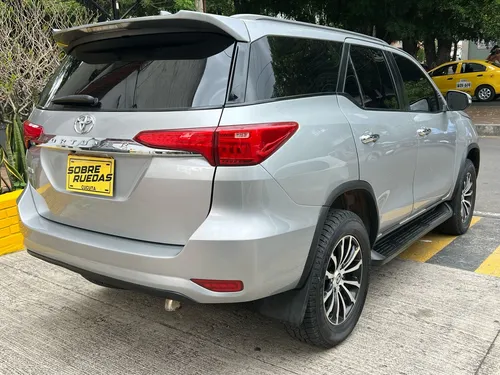 Toyota Fortuner 2.8l