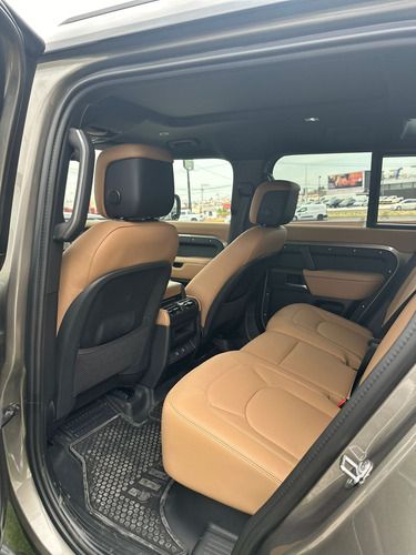 Land Rover Defender 110 3.0 Mhev X-Dynamic S Awd