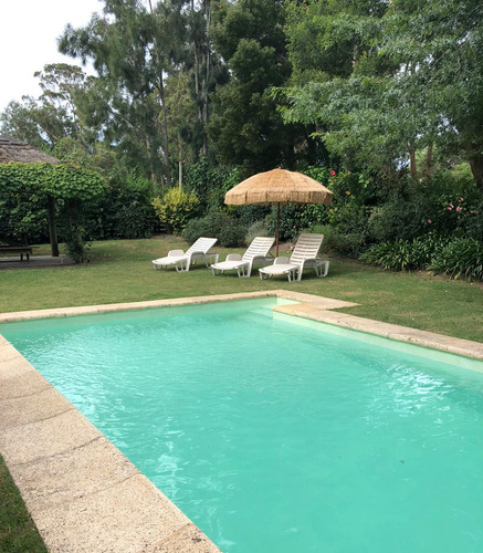 Alquiler Temp Casa 3 Dorm C/piscina El Tesoro Mb Ubicacion (ref: Atm-1172)