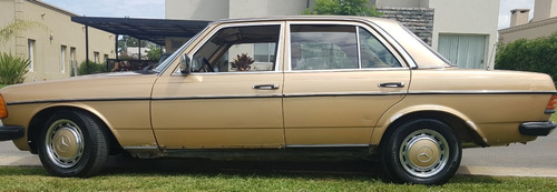 Mercedes Benz 230 E W123