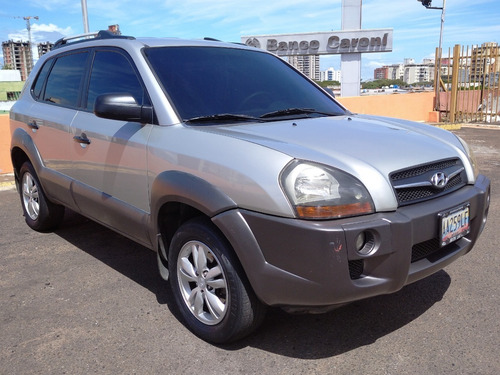 Imagen 8 de 17 de Hyundai Tucson 4x4