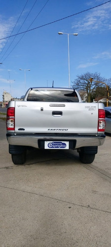 Imagen 3 de 9 de Toyota Hilux Srv 4x2 Pack Cuero 3.0 2013