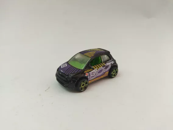 Hot Wheels Fiat 500 Morado 2013