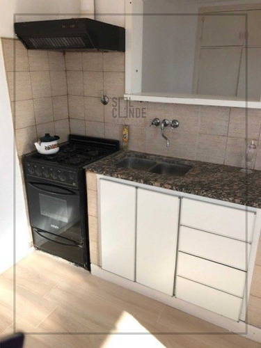 Imagen 6 de 13 de Zona Varese. Departamento 2 Amb. Con Patio.