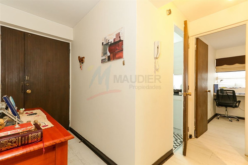 Departamento En Venta De 3 Dorm. En Providencia