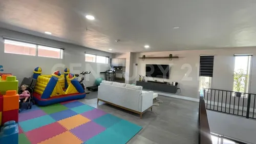 Casa La Venta En Residencial Los Leones Iv Etapa