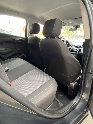 Imagen 13 de 21 de Chevrolet Onix 2019 1.4 Joy Ls