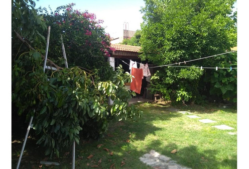 Imagen 13 de 18 de Excelente Casa Con Fondo Acepta Permuta!!!!