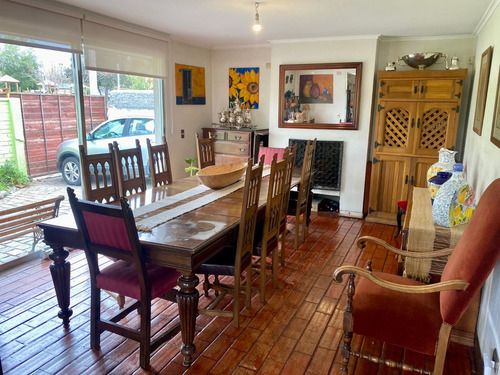 Excelente Casa En Inmejorable Ubicación En Colon