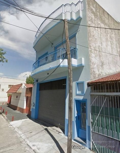 Imagen 2 de 19 de Depósito - V.lynch