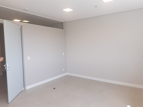 Imagem 6 de 8 de Oportunidade - Sala Comercial Helbor Patteo Mogilar Sky Mall & Offices