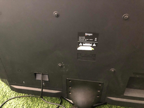 Imagen 3 de 5 de Venta De Televisor Siragon De 40 Pulgadas