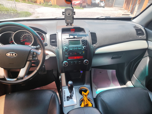 Kia Sorento 2.4 Ex 5l 4x2 Aut. 5p