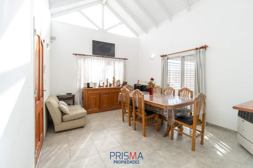 Imagen 2 de 22 de Valle Cercano - Casa En Venta - Urca Del Sur 3 - Seguridad 24hs