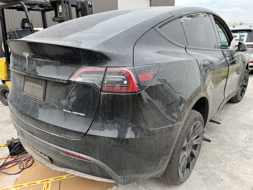 Tesla Model Y Por Partes - A A Q -