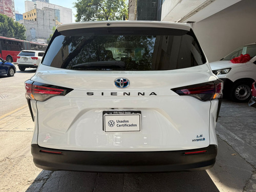 Toyota Sienna 3.5 Le At