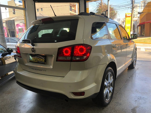 Imagem 19 de 25 de Fiat Freemont 2.4 16v Precision 2013 7 Lugares Teto Solar