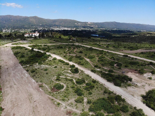 Imagen 3 de 11 de Terreno Con Un Mínimo Anticipo $ 300.000 A Metros Del Río En La Falda, Córdoba