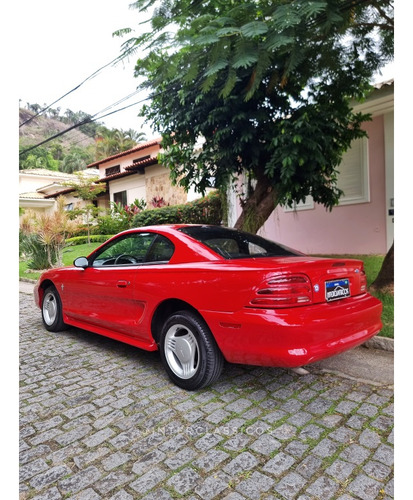 Ford Mustang 3.8 V6 Gasolina 2p Automático