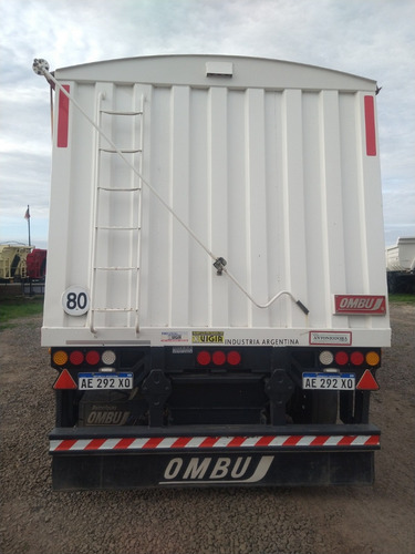 Semirremolque Tolva Autodescargable Ombu Escalable Usada