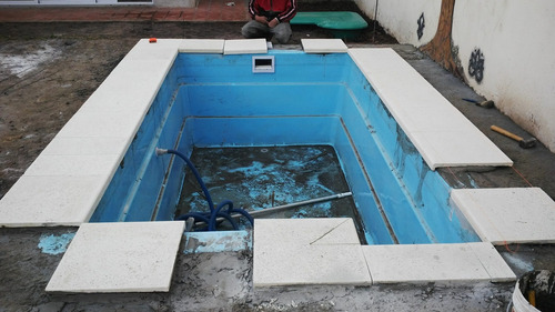 Imagen 8 de 10 de Construccion De Piscinas Hormigon. Reparacion De Rajaduras