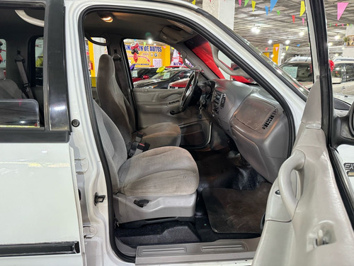 Ford Expedition 4.6 Xlt 4x2 Mt