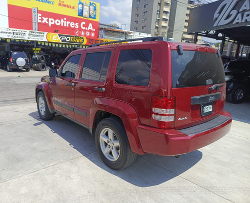 Jeep Cherokee Kk 2014 4x4