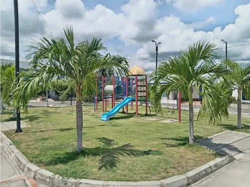 Moderna Casa En Flandes: Ubicación Ideal, Diseño Y Seguridad.