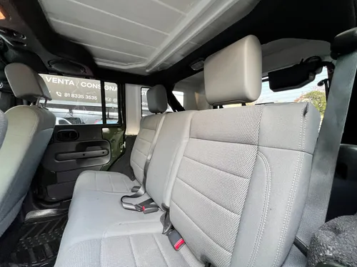 Jeep Wrangler 3.8 Unlimited Sahara 4x4 At