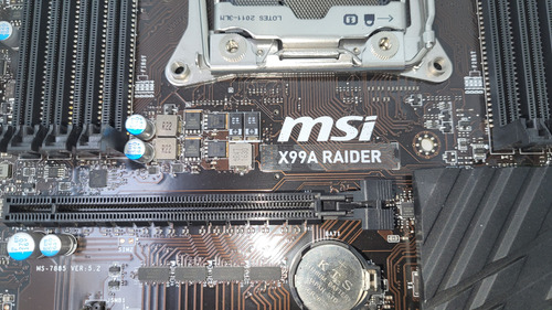 Tarjeta Madre Msi X99a Raider Lga 2011-3 Ddr4 Soporte Ecc (Usado)