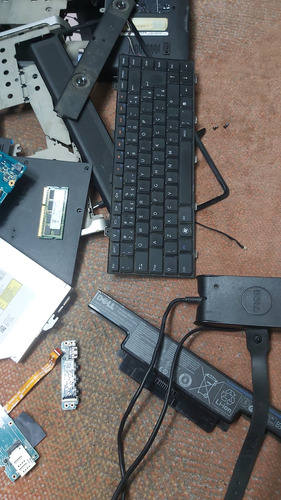 Dell Notebook Peças Modelo P03g Po3g001 Preto (Usado)