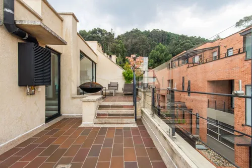 Casa En Venta En Bosque De Pinos. Cod V6939