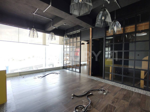 Oficina En Venta En Torre Loreta, Lomas De Angelópolis, Puebla