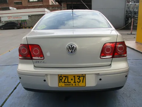 Volkswagen Jetta 2000cc Mt Aa