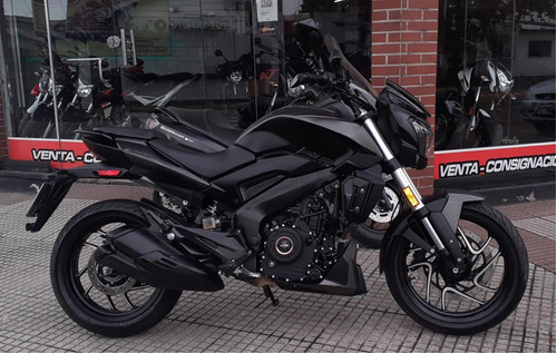 Bajaj Dominar