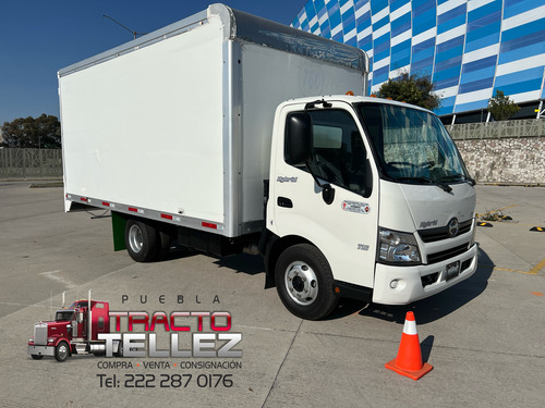Hino 716 Híbrido Versión Larga 2016 Caja Seca Conservadora