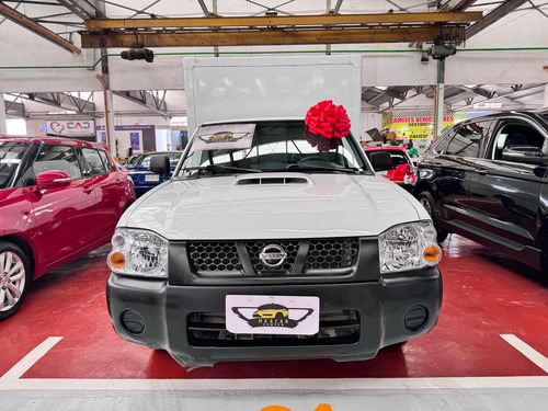 Nissan NP300 2.5 TDI CAJA SECA MT