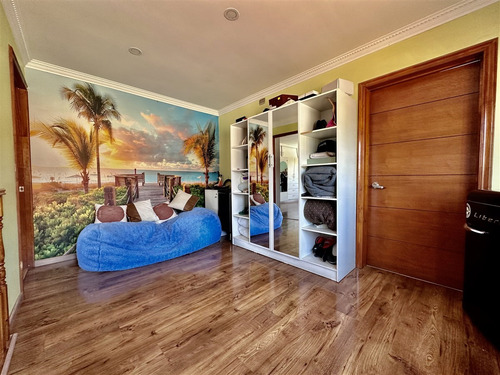 Casa En Venta De 3 Dorm. En Macul