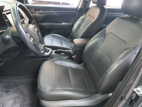 Hyundai Elantra 2.0 Limited Tech Navi At