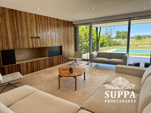 Casa En Venta El Golf