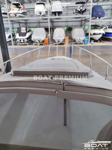 Imagem 3 de 10 de Royal Mariner 46, 2016, 2x Mercury Qsd 350hp - Axtor -