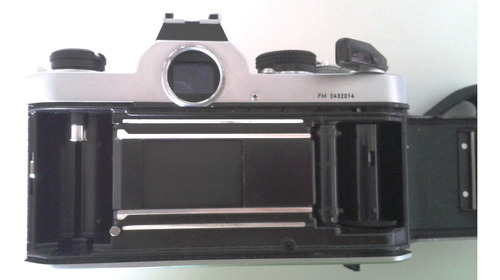 Imagen 10 de 10 de Cámara Nikon Fm En Perfecto Estado