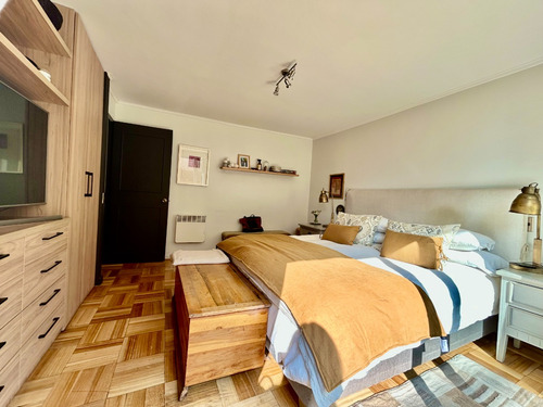 Amoblado / Remodelado 3 Dorm + 2 Baños + Servicios