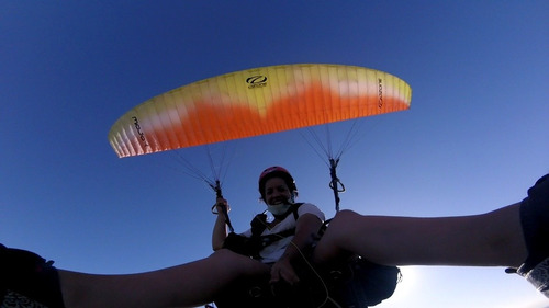 Imagen 7 de 10 de Vuelo En Parapente
