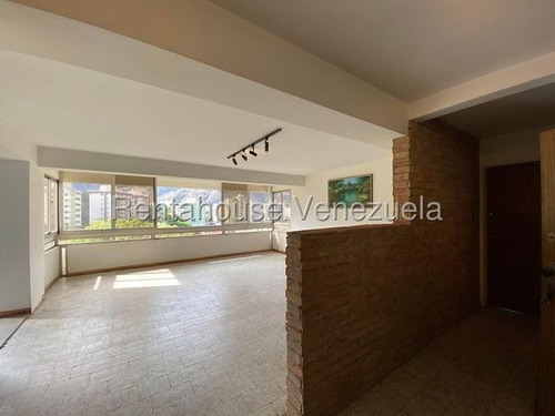 Amplio Apartamento En La Urbina, Codg Mas 25-20975