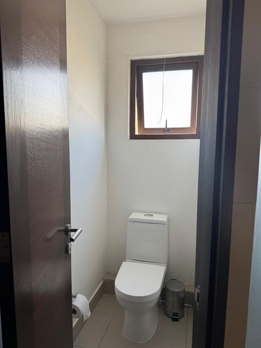 Luminosa Casa En Condominio Los Litres Venta