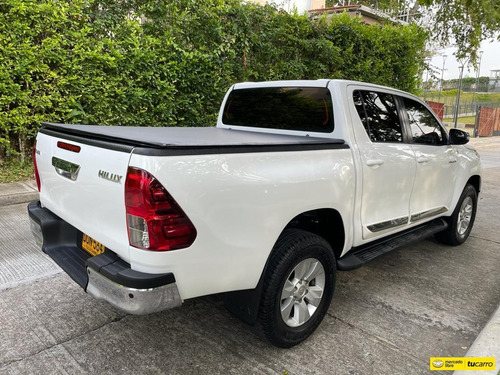 Toyota Hilux 2.4l Diesel 4x4 Mecánica Trd