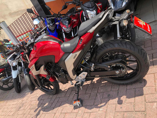 Imagem 2 de 7 de Yamaha Fazer 250